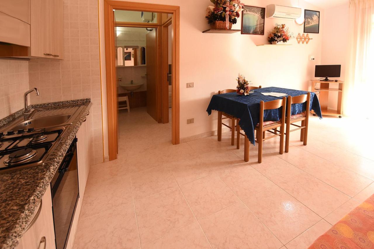 Aparthotel Residenza Le Due Palme Villasimius Exterior foto