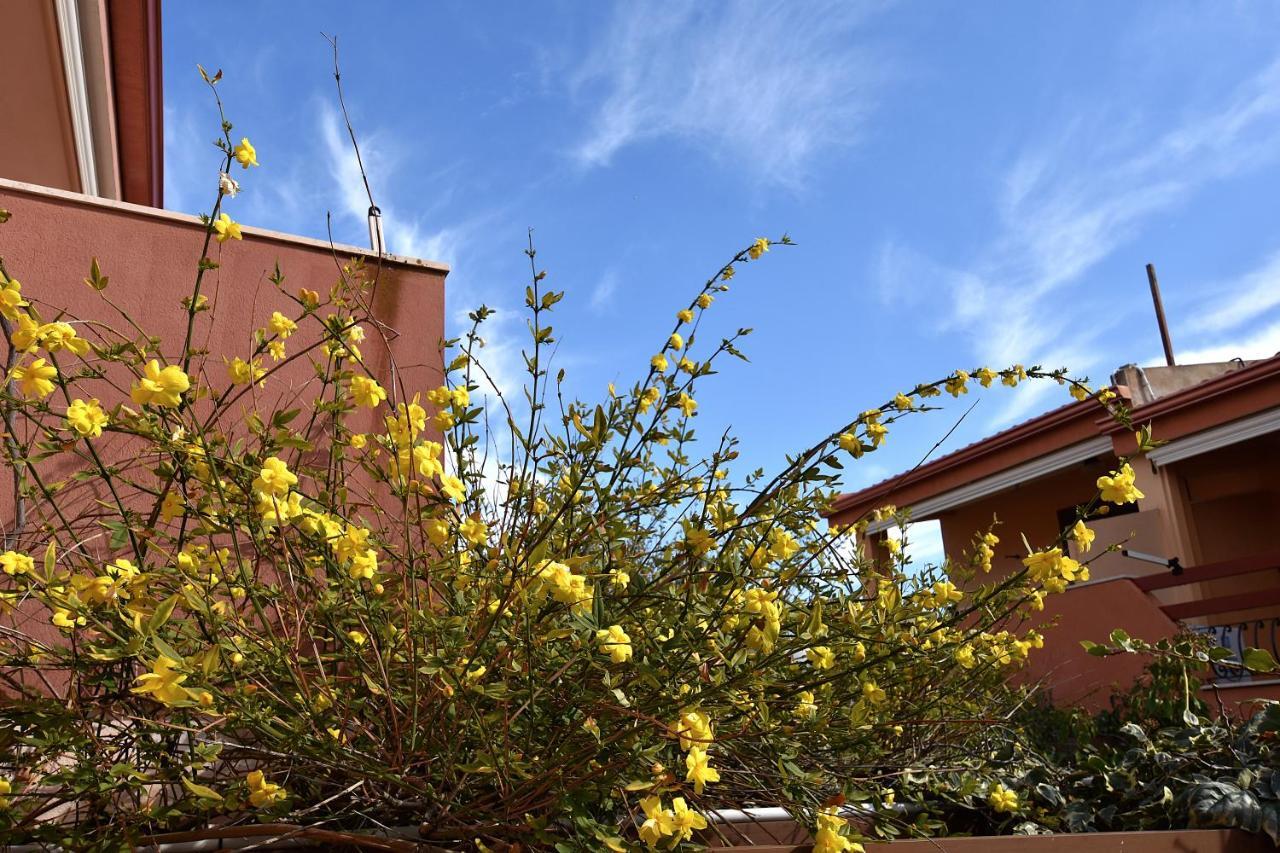Aparthotel Residenza Le Due Palme Villasimius Exterior foto