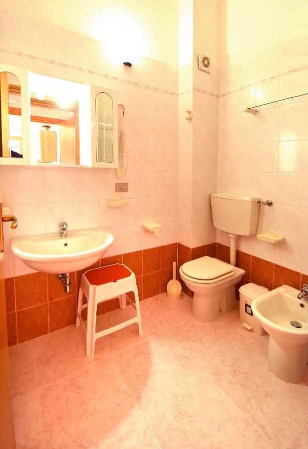 Aparthotel Residenza Le Due Palme Villasimius Exterior foto
