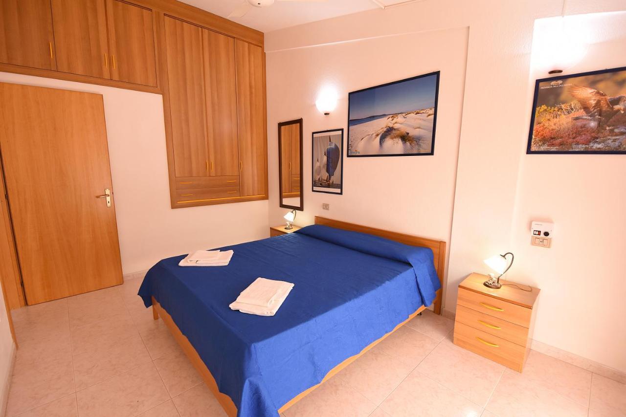 Aparthotel Residenza Le Due Palme Villasimius Exterior foto
