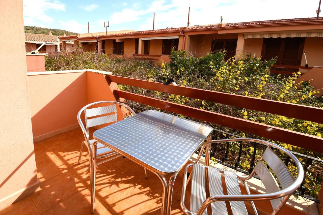 Aparthotel Residenza Le Due Palme Villasimius Exterior foto