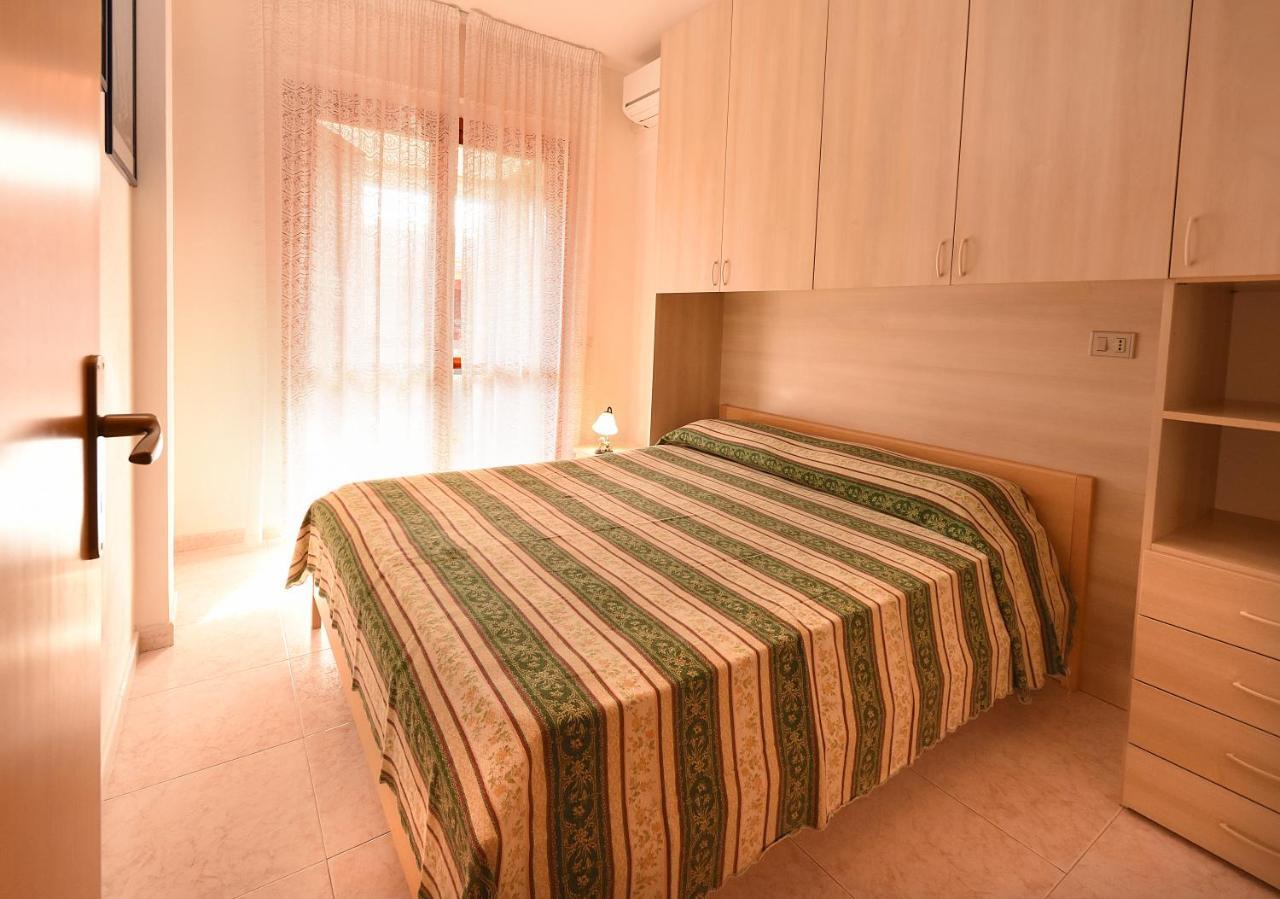 Aparthotel Residenza Le Due Palme Villasimius Exterior foto