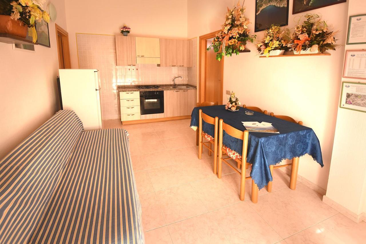 Aparthotel Residenza Le Due Palme Villasimius Exterior foto
