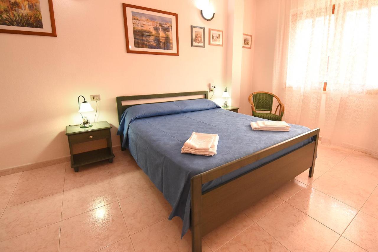 Aparthotel Residenza Le Due Palme Villasimius Exterior foto